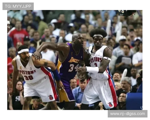 6号活塞与湖人对决精彩回顾球星表现与战术分析全景呈现