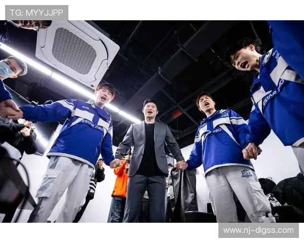 塔火车与扎巴汉的巅峰对决谁能在赛场上笑到最后